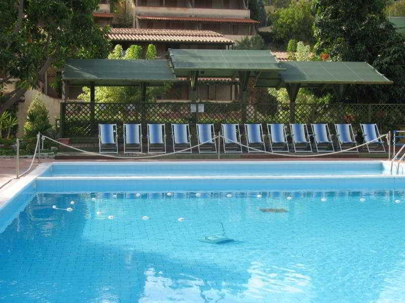 Villaggio L'Olivara トロペーア エクステリア 写真