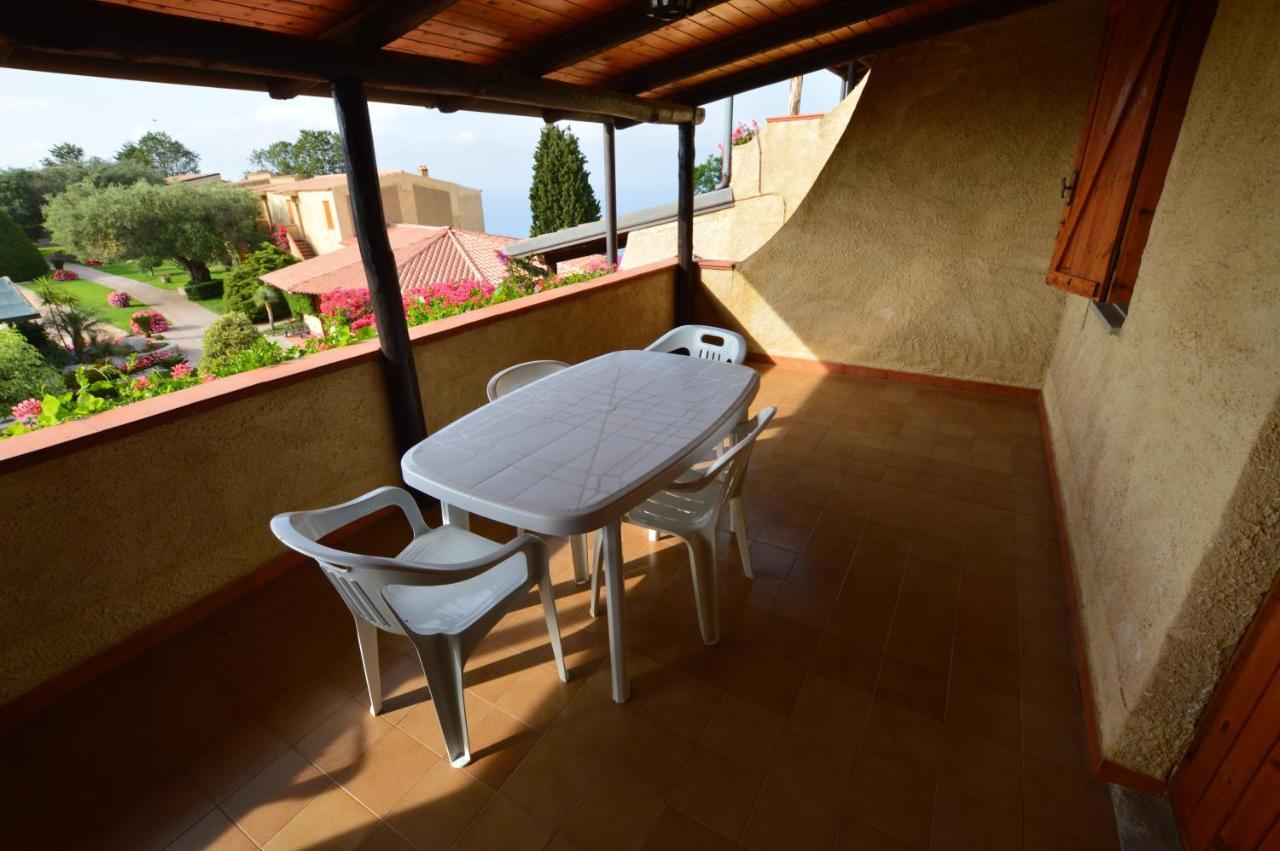 Villaggio L'Olivara トロペーア エクステリア 写真